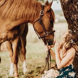 Meet your Posher, Hailey